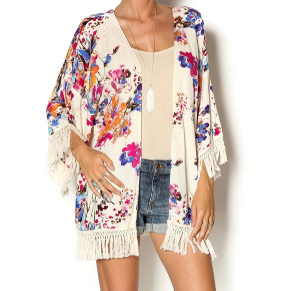 UMGEE Floral short sleeve fringe kimono